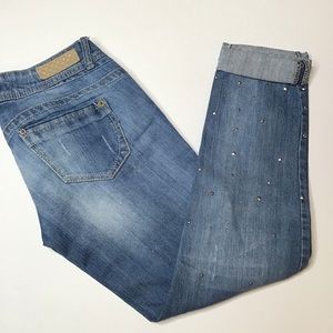Cropped cuffed jeans